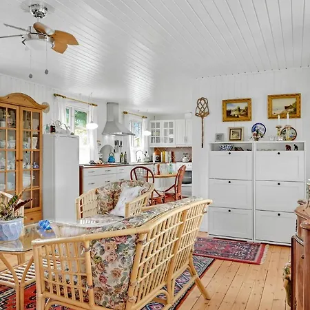 3 Bedroom In Holiday home Melby